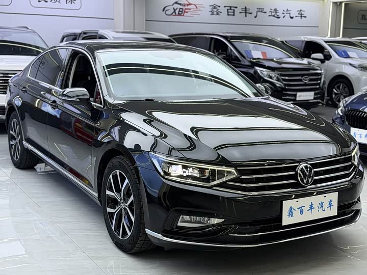 Фото 3 - Volkswagen Magotan