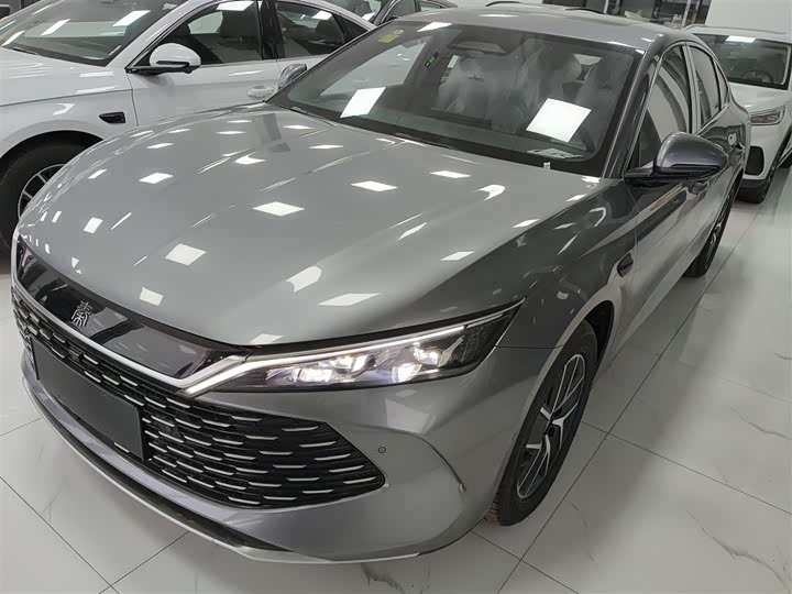 Фото 2 - BYD Qin L