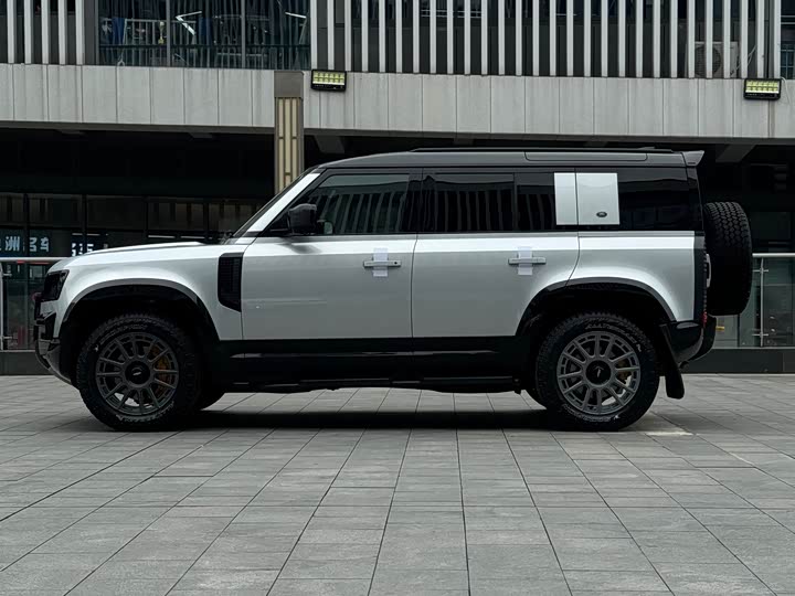 Фото 5 - Land Rover Defender