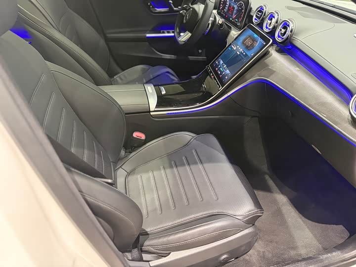 Фото 8 - Mercedes-Benz C-Class