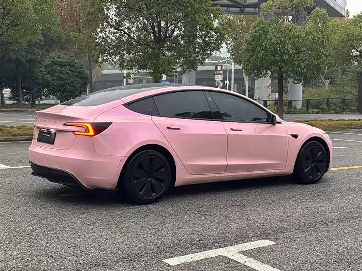 Фото 7 - Tesla Model 3