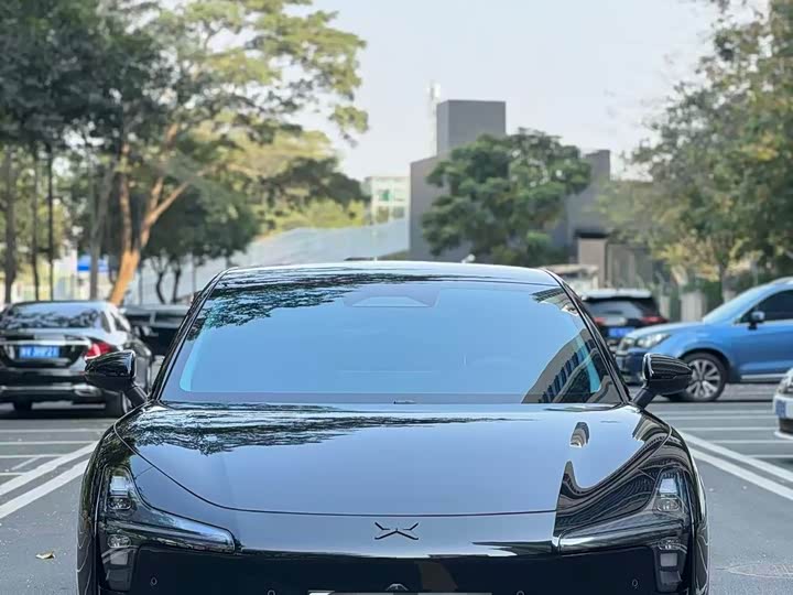 Фото 2 - XPeng Mona M03