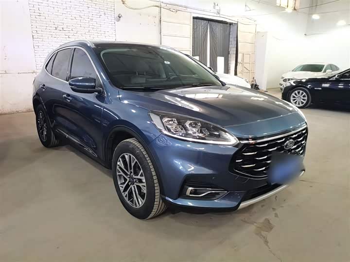 Фото 4 - Ford Escape