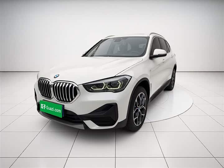 Фото 1 - BMW X1