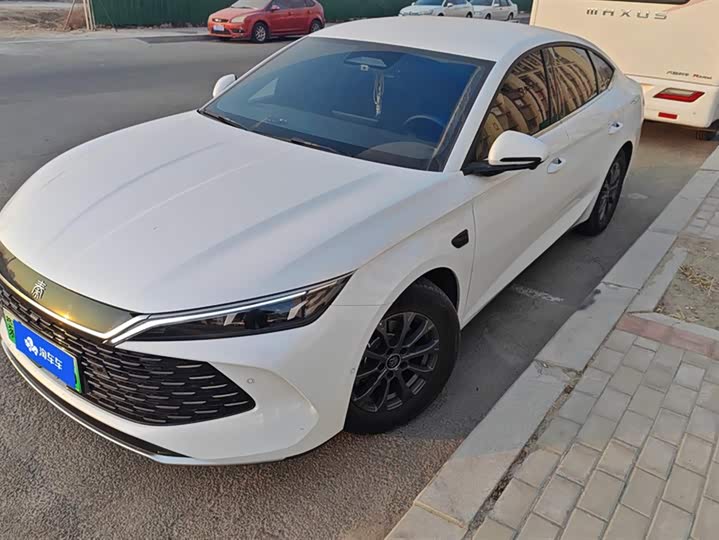 Фото 1 - BYD Qin L