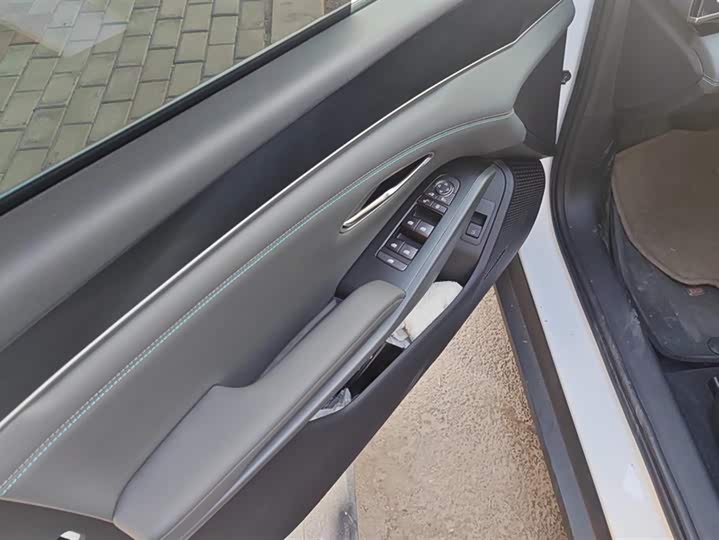 Фото 7 - BYD Qin L