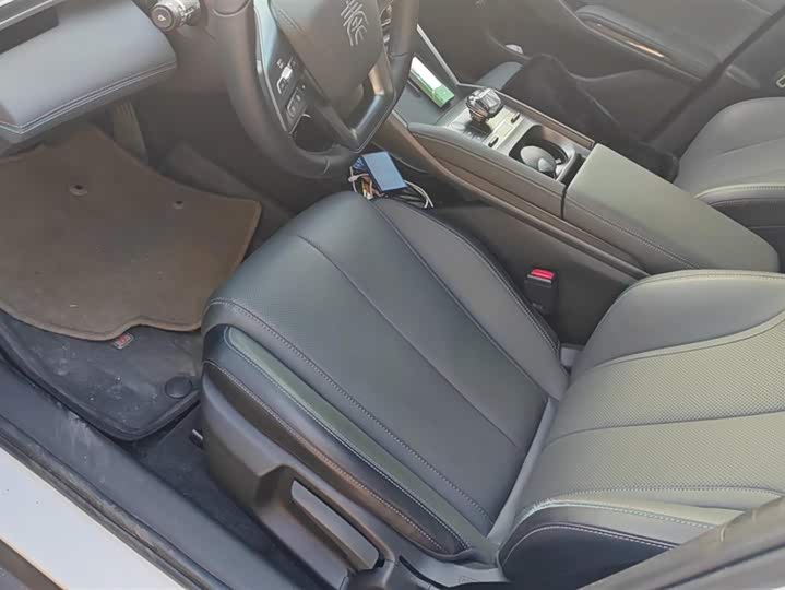 Фото 9 - BYD Qin L