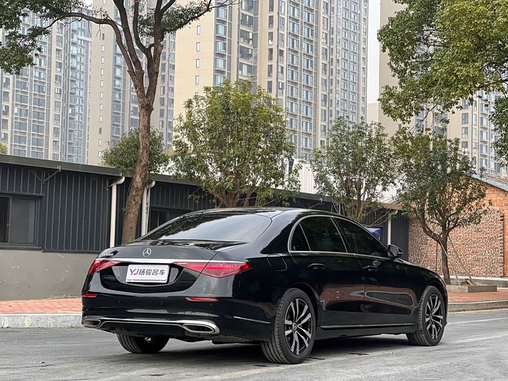 Фото 3 - Mercedes-Benz S-Class