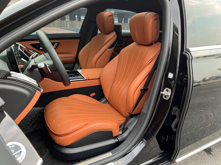 Фото 8 - Mercedes-Benz S-Class