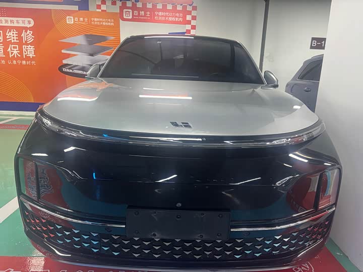 Фото 2 - LiXiang L9