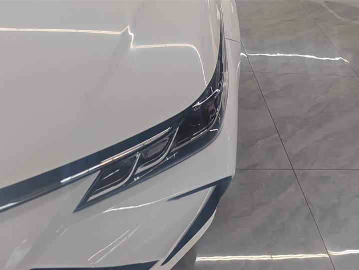 Фото 5 - Toyota Corolla