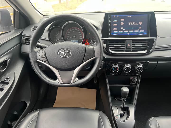 Фото 9 - Toyota Vios