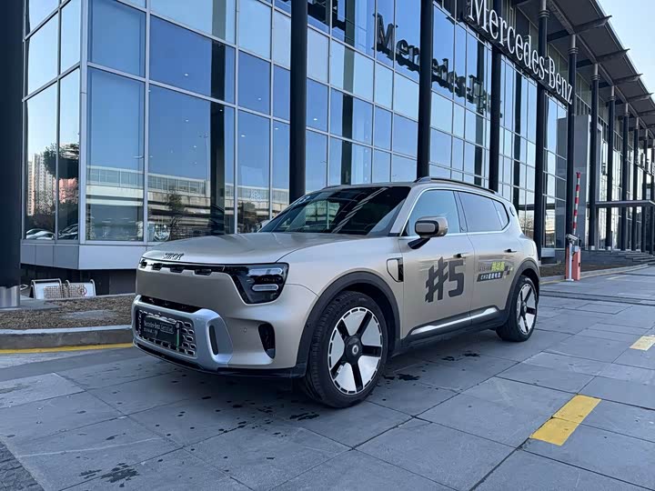 Фото 1 - Smart #5