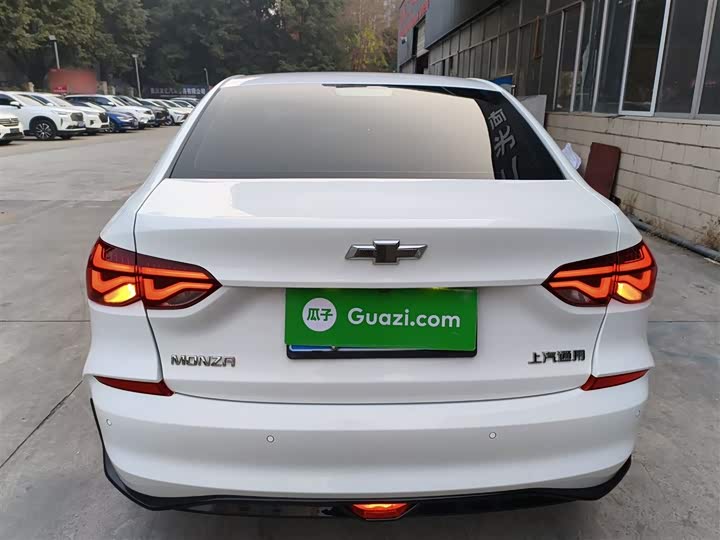 Фото 6 - Chevrolet Monza