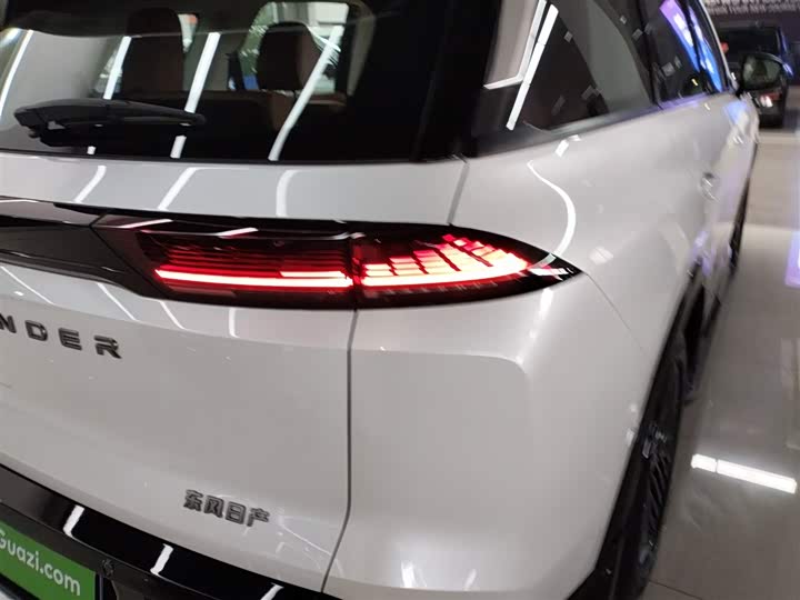 Фото 8 - Nissan Pathfinder