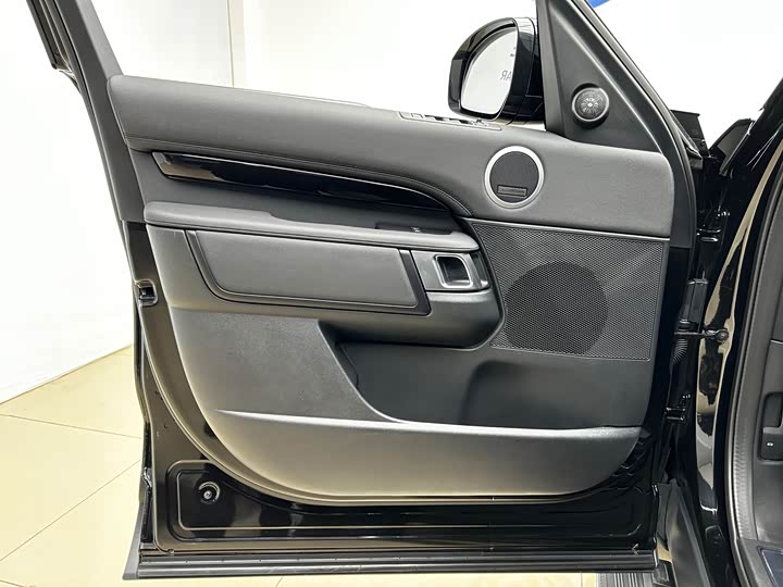 Фото 4 - Land Rover Discovery