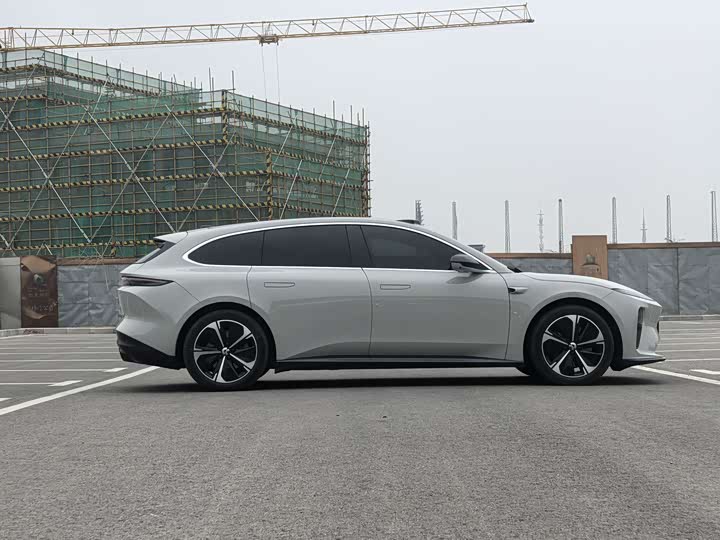 Фото 4 - Nio ET5T