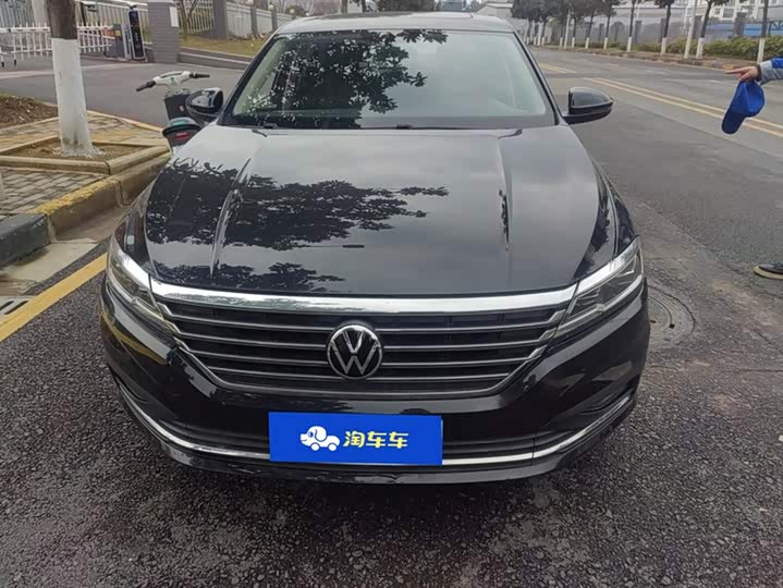 Фото 2 - Volkswagen Lavida