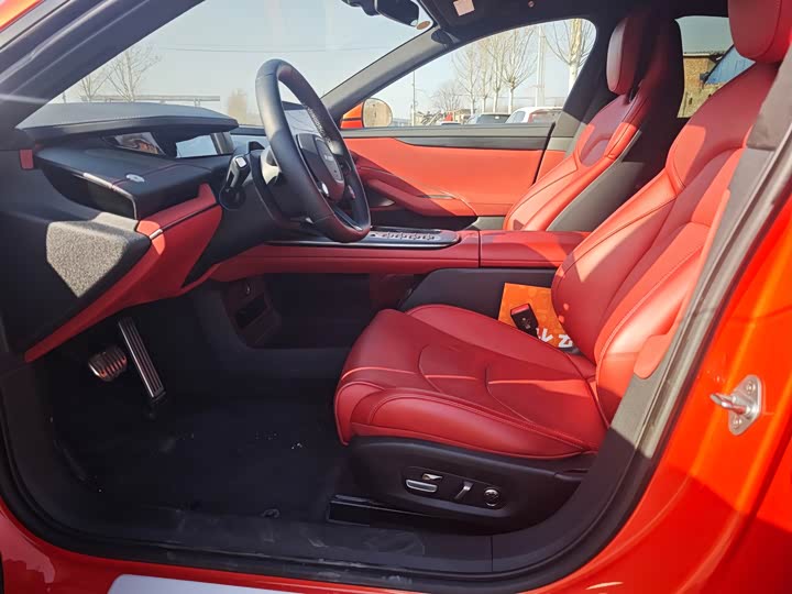 Фото 3 - Xiaomi SU7