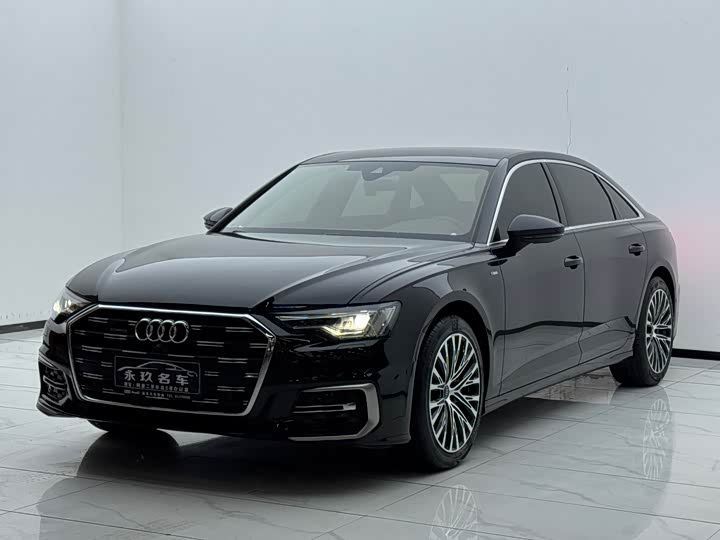 Фото 1 - Audi A6L