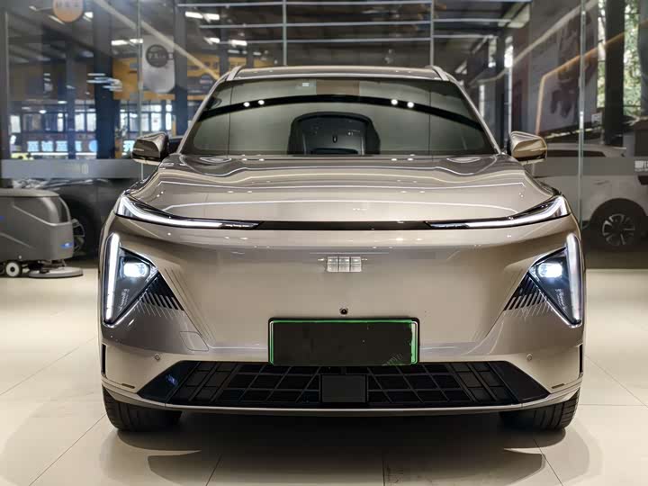 Фото 3 - Geely Galaxy L7