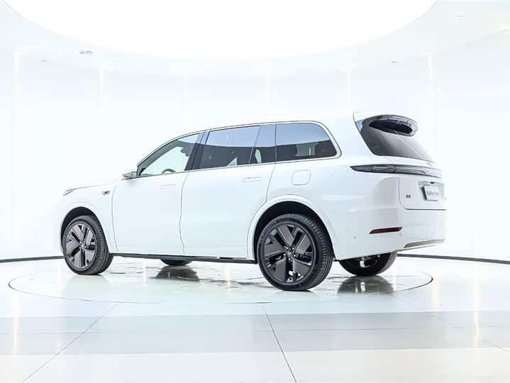 Фото 8 - LiXiang L9