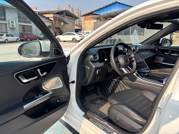 Фото 8 - Mercedes-Benz C-Class