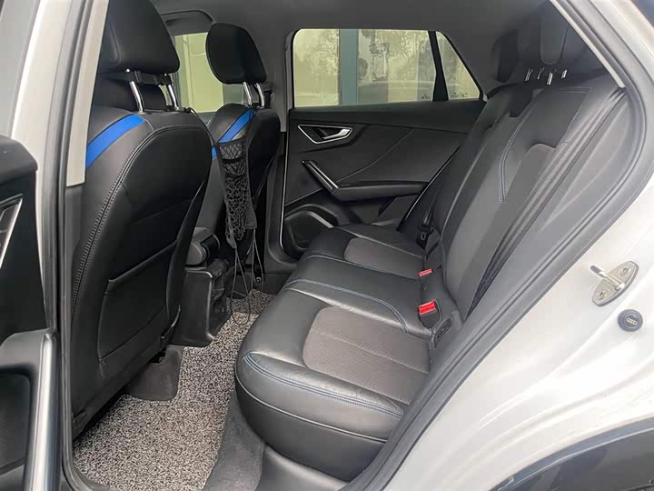 Фото 8 - Audi Q2L e-tron