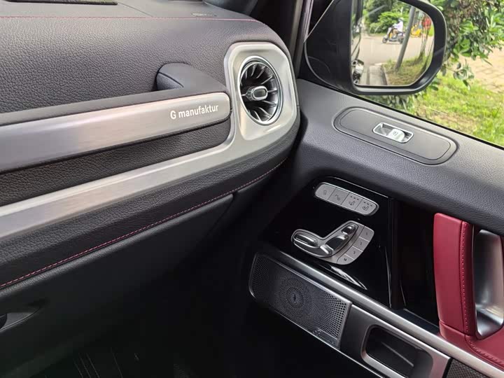 Фото 3 - Mercedes-Benz G-Class