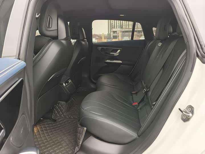 Фото 6 - Mercedes-Benz EQE