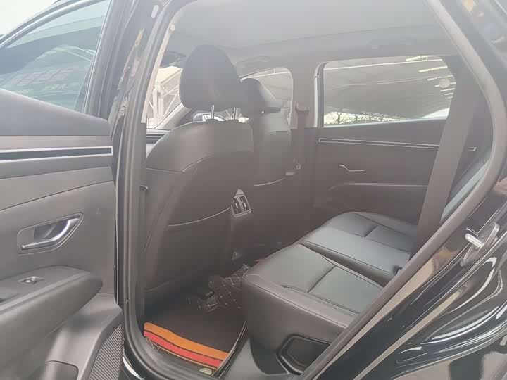 Фото 6 - Hyundai Tucson L