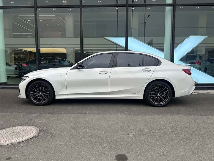 Фото 3 - BMW 3 Series