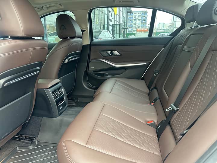 Фото 7 - BMW 3 Series