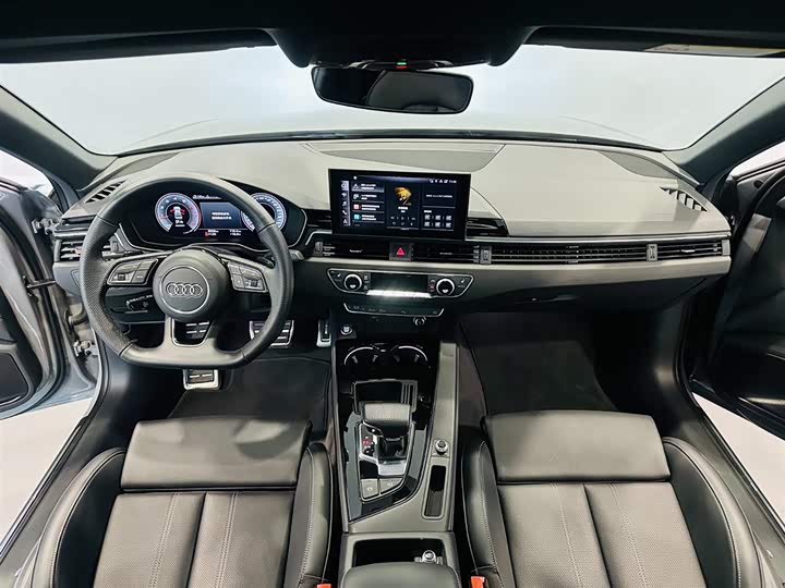 Фото 7 - Audi A4L