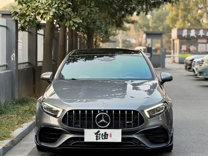 Фото 2 - Mercedes-Benz A-Class AMG