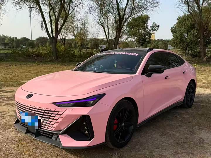 Фото 1 - Changan UNI-V