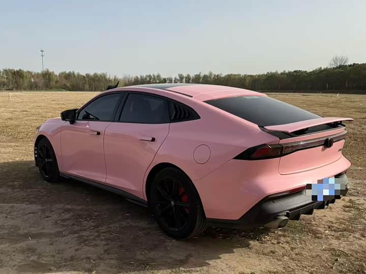 Фото 4 - Changan UNI-V