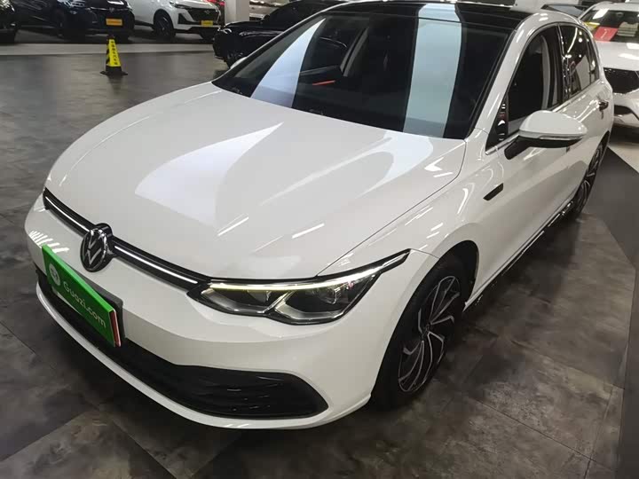 Фото 2 - Volkswagen Golf