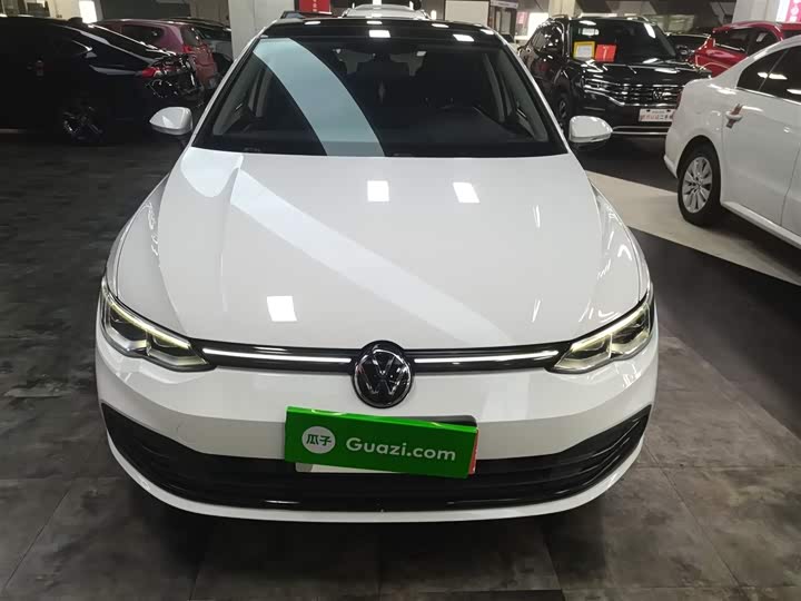 Фото 3 - Volkswagen Golf