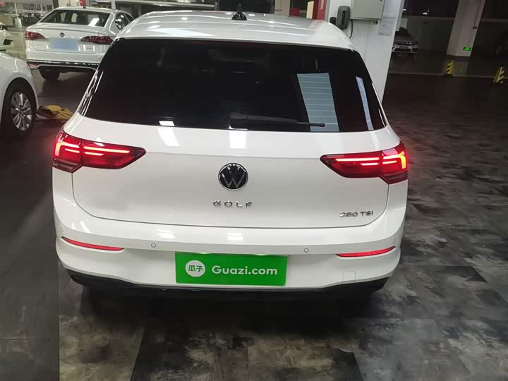 Фото 6 - Volkswagen Golf