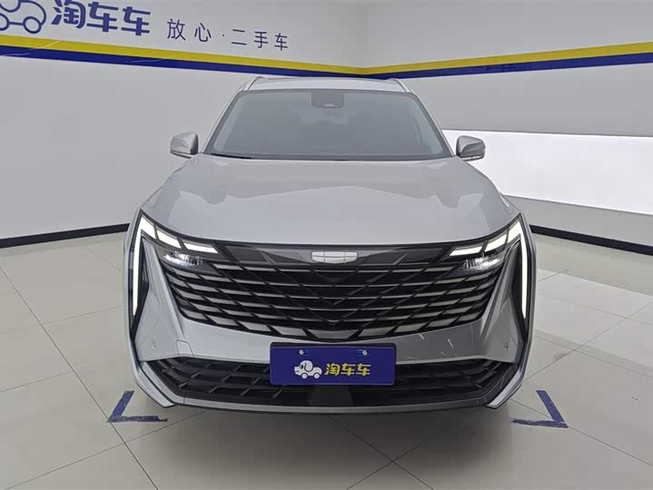 Фото 2 - Geely Atlas L