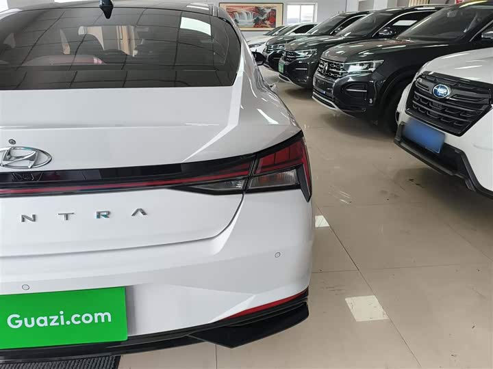 Фото 8 - Hyundai Elantra N line