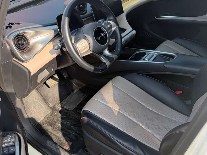 Фото 5 - BYD Dolphin