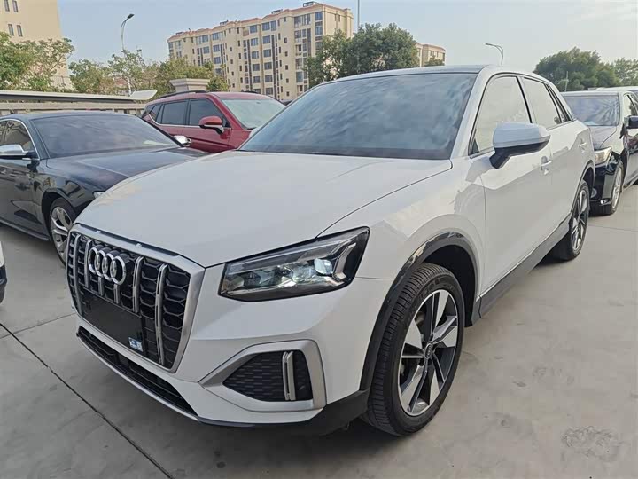 Фото 1 - Audi Q2L