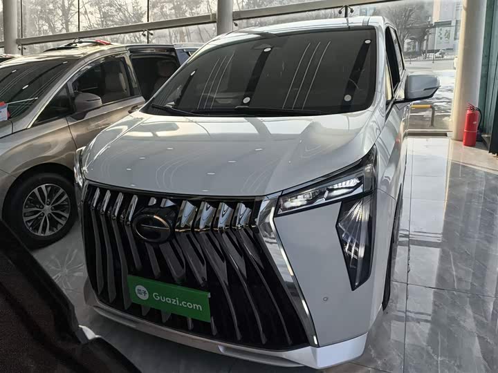 Фото 3 - GAC Trumpchi M8