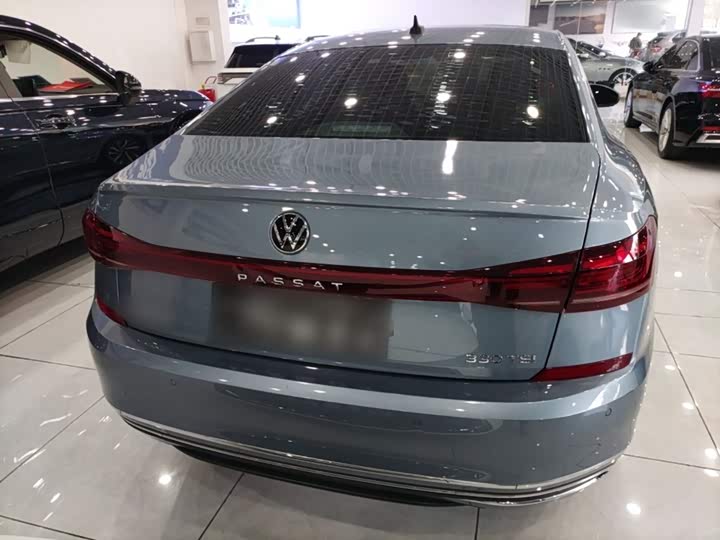 Фото 6 - Volkswagen Passat