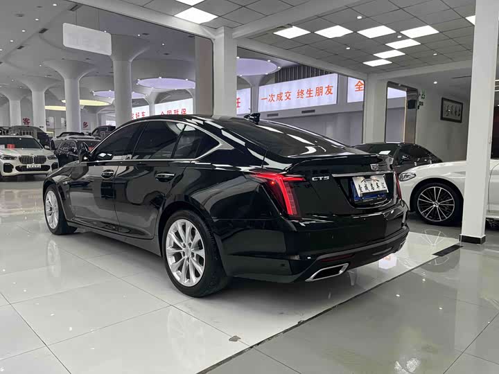 Фото 7 - Cadillac CT5