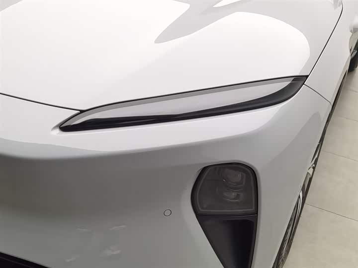 Фото 7 - Nio ET5