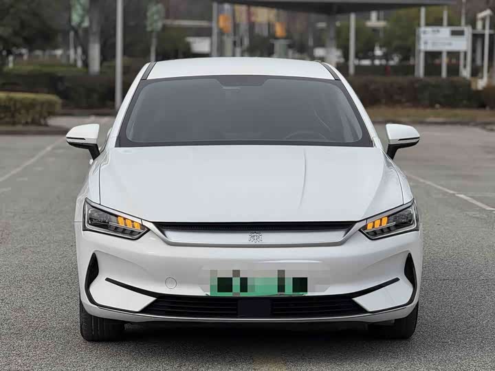 Фото 2 - BYD Qin Plus