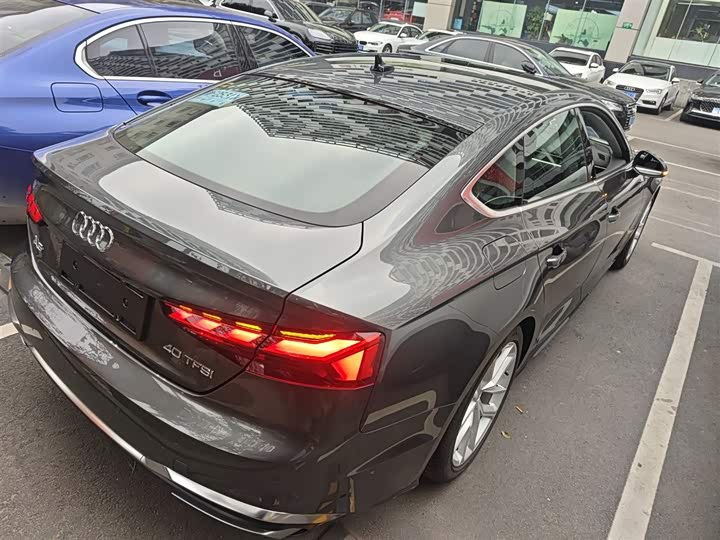 Фото 7 - Audi A5